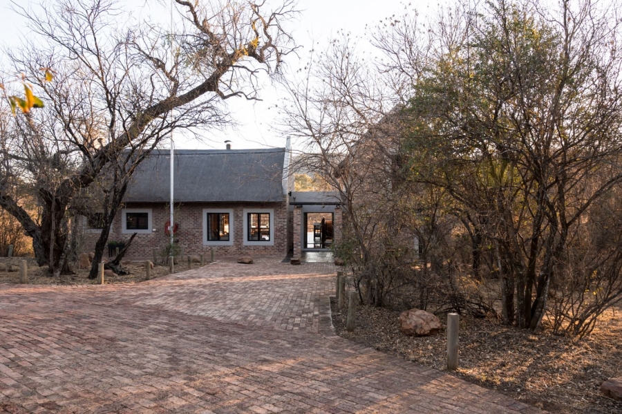 8 Bedroom Property for Sale in Parys Free State